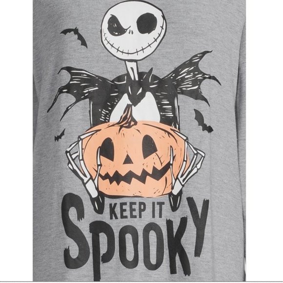 Women's Plus Nightmare Before Christmas Sleepshirt with Socks, size 3X - Picture 4 of 4